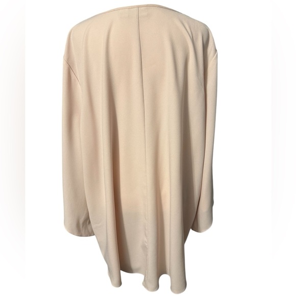 Cato Woman lace-up blouse with angel sleevess in a light blush color Size 22/24W - Picture 5 of 8